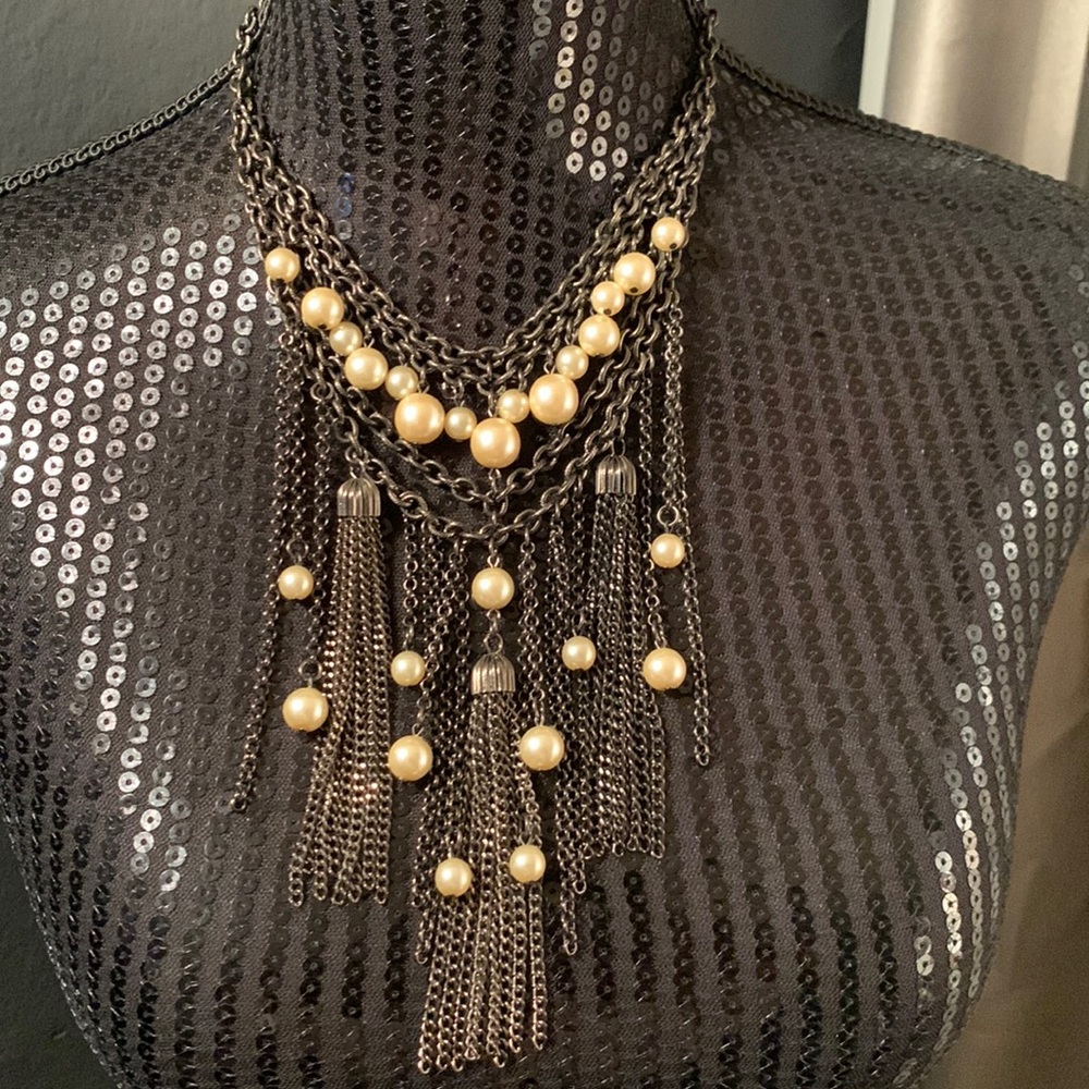 🎉HOST PICK🎉 Boston Proper Tassel Fringe w/Pearls Statement Necklace